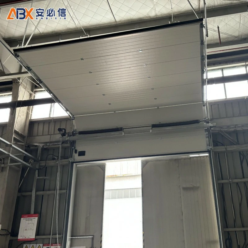 东莞铝板滑升门